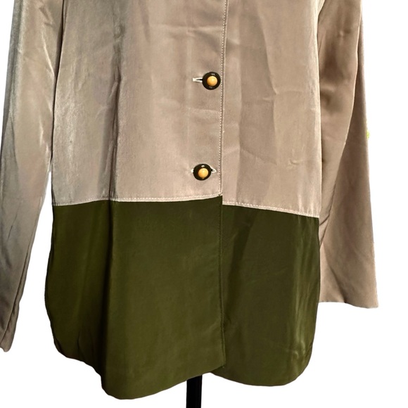 Darian Blouse 8 Beige Green Button Down - Picture 3 of 7